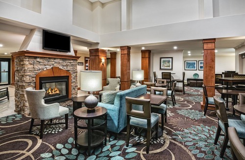 Round Rock West Apartment | Great for Business Travel! Studio with FREE Buffet Breakfast + Pool Access