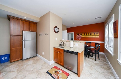 North End Condo | Great pet friendly rental with ocean views! Many open weeks but it won't last long- hurry before your week is booked! Available for rentals all year around.
