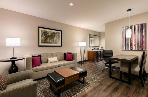 Berkeley Heights Hotel | Great Relaxing Overnight Stay! 2 Spacious Units, Indoor Pool, Free Breakfast!
