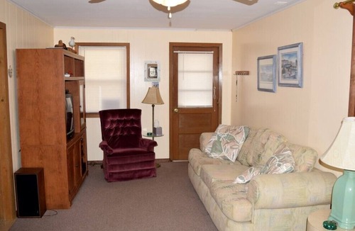 Townsend's Inlet House | Great Townsend Inlet Beachblock location 1st floor of duplex.