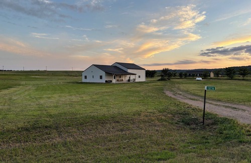 Hot Springs House | Great vacation home at Angostura! Great fishing, hunting, hiking & sightseeing