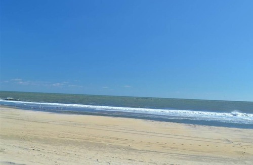 North Beach Haven House | Great views for this Ocean block Brighton Beach 1st fl duplex. Only 3 from.