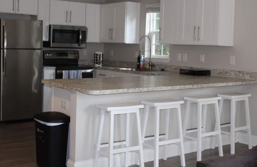 North Raleigh Apartment | Greece Theme Getaway - Centrally Located