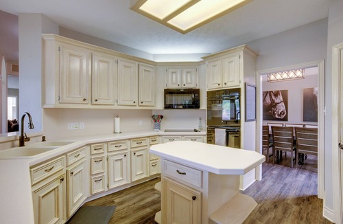 Walden on Lake Conroe House | Grills & Boat Dock: ‘Comfy Cove’ on Lake Conroe