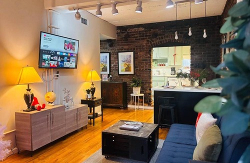 Virginia Highland Apartment | Ground floor flat at Virginia Highlands