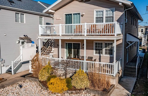 South End Condo | Ground-Level 3BR/2BA Condo- Easy Access & Steps to Ocean City Beach!