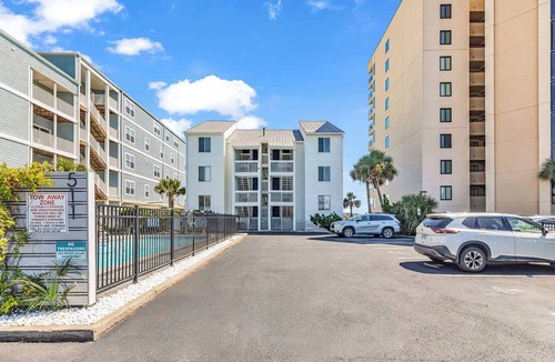 Ocean Drive Villa | Ground-Level Oceanfront | Walk-Out Beach