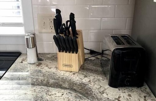 Iowa City House | G’s Home Away From Home