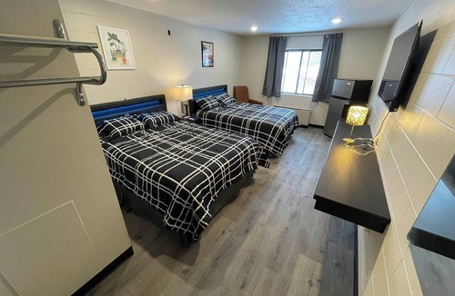 Minot Cabin | Guest Lodge