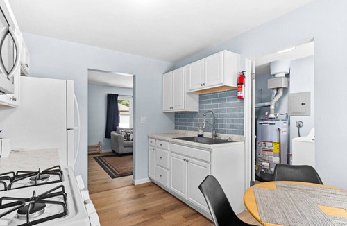 Peoria Apartment | H in Woodhaven Heart of Peoria