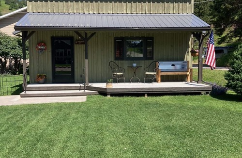 Deadwood House | Half mile to Deadwood Main Street, trolley & trail close by, quiet neighborhood