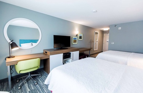 Bismarck Hotel | Hampton Inn Bismarck