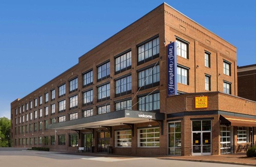 Huntsville Hotel | Hampton Inn Huntsville/Village of Providence, AL