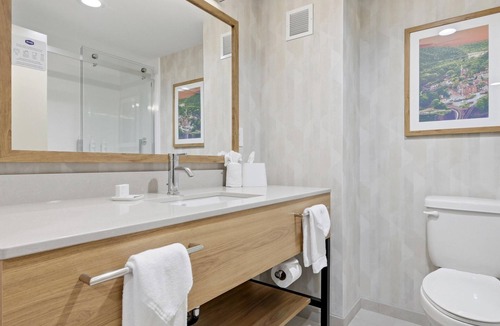 Inwood Hotel | Hampton Inn Martinsburg South-Inwood