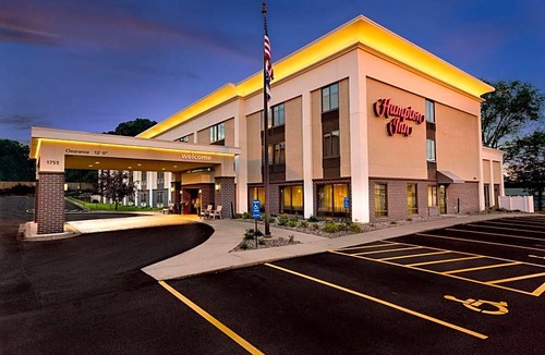 Rochester Hotel | Hampton Inn Rochester