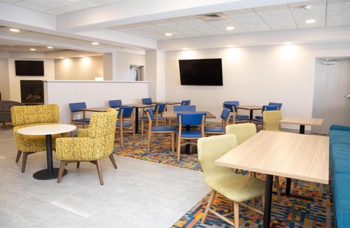 New Freedom Hotel | Hampton Inn Shrewsbury