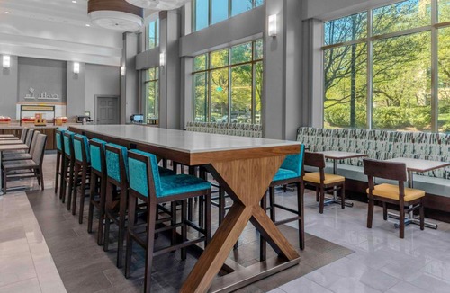 Crystal City Hotel | Hampton Inn & Suites Arlington Crystal City DCA