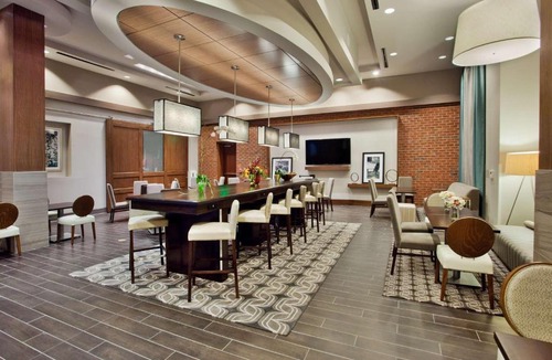 Carrboro Hotel | Hampton Inn & Suites Chapel Hill/Carrboro