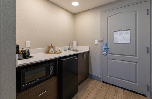 Florence Hotel | Hampton Inn & Suites Florence-Downtown