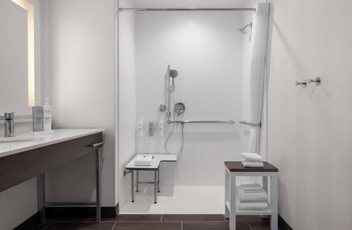 Pittsboro Hotel | Hampton Inn & Suites Pittsboro