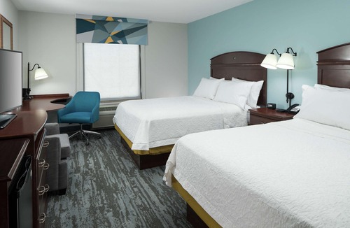 Rochester Hotel | Hampton Inn & Suites Rochester-North