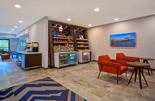 Woodbridge Hotel | Hampton Inn Woodbridge