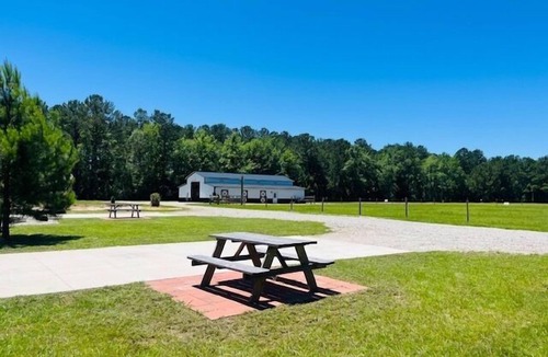 Conway RV Rental | Happy Hen RV Site 2 on Private Estate