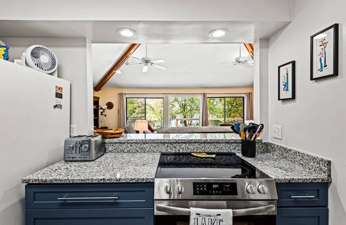 Bumpass House | Happy Ours-The Perfect Lake Anna Escape!