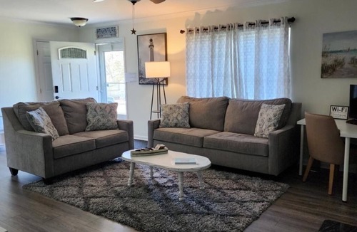 Harbeson House | HARBESON GETAWAY Fun in the sun w/ Home comforts