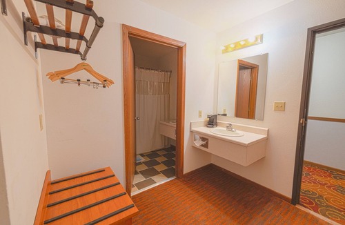 Harlan Hotel | Harlan Inn and Suites by OYO Harlan