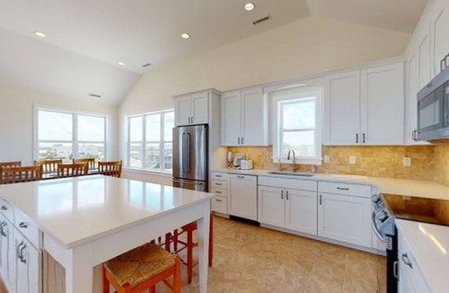 Carova Beach House | Harper House | 3BR Semi-Oceanfront 4x4 OBX | Ocean Views | Sleeps 6