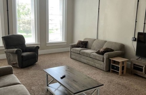 Centerville Apartment | Harv's Uptown Retreat on World's Largest Square