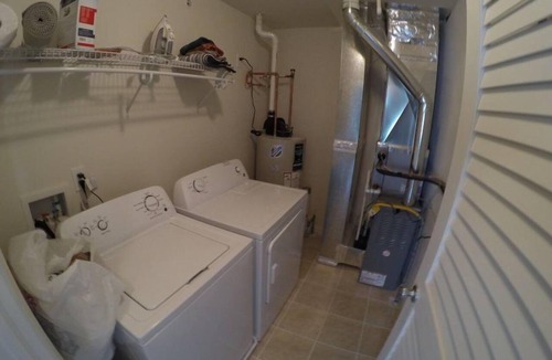 North Wildwood Condo | HAWAIIAN BEACH RESORT #206 - NORTH WILDWOOD SUMMER VACATION RENTALS with POOLS