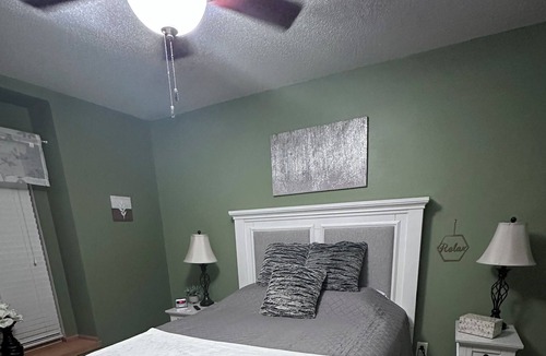 North Liberty Condo | Hawkeye Townhouse on private drive quiet and serene living