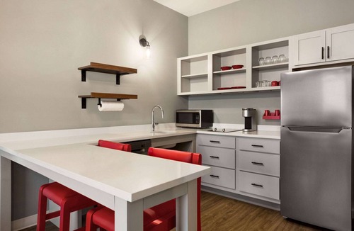 Mount Laurel Hotel | Hawthorn Extended Stay by Wyndham Mount Laurel/Moorestown