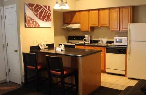 Wichita Hotel | Hawthorn Extended Stay by Wyndham Wichita