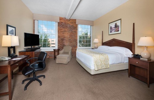 Rome Hotel | Hawthorn Extended Stay by Wyndham Rome