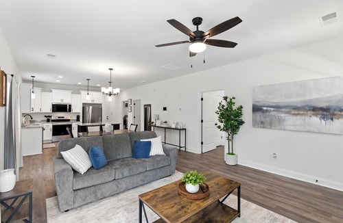 Cedartown House | Heart of Cedartown | 0.3 miles from the Silver Comet Trail