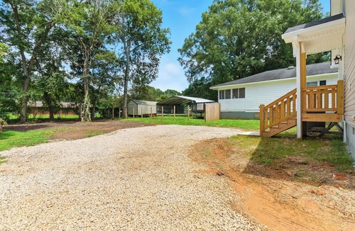 Cedartown House | Heart of Cedartown | 0.3 miles from the Silver Comet Trail