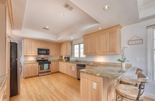 Point Pleasant Beach House | Heated Pool, Outdoor Kitchen, and More! Beautiful Shore Getaway