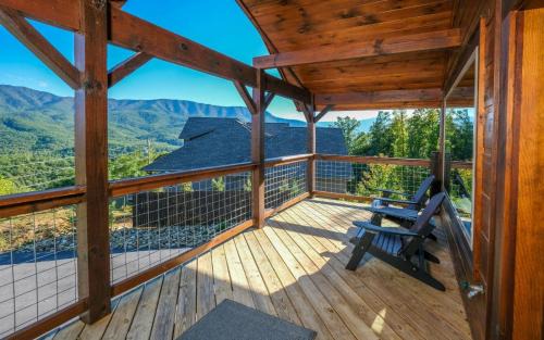 Gatlinburg Villa | Heavens Hill