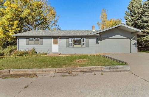 Piedmont House | Hellen Drive · Spacious 4-BR-LG Fenced Backyard and Patio