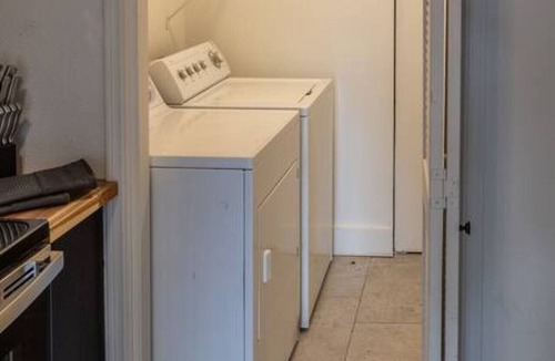 Maple Ridge Apartment | Hermes` Respite - A Runner`s Paradise