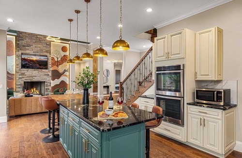 Asheville House | HGTV-Designed Asheville Estate · Sleeps 20 · Pool, Sauna, Theater, Elevator