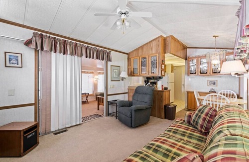 Sylva House | Hidden River Gem, Mountain Views, Fishing, and Hiking