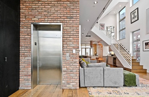 Nolita Apartment | High Ceiling Loft