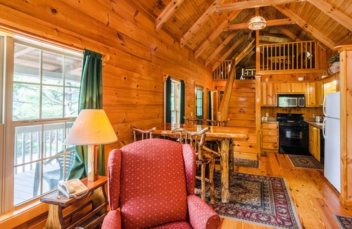 Boone Hotel | Highland Hills Motel and Cabins – A Master Hosts Resort