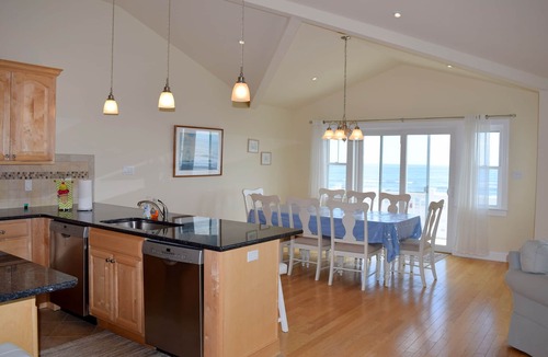 Townsend's Inlet House | Highly Sought after Townhome!