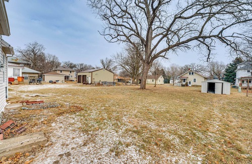 Lake Mills House | Hike, Fish & Boat: Lake Mills Home w/Yard