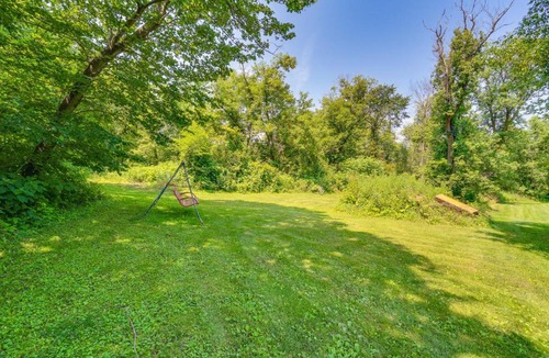 Ellsworth Apartment | Hiking Nearby! Secluded Ellsworth Apartment